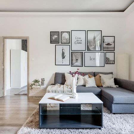 Casadeco Budapest Apt-Stunning New York Cafe View Luaran gambar
