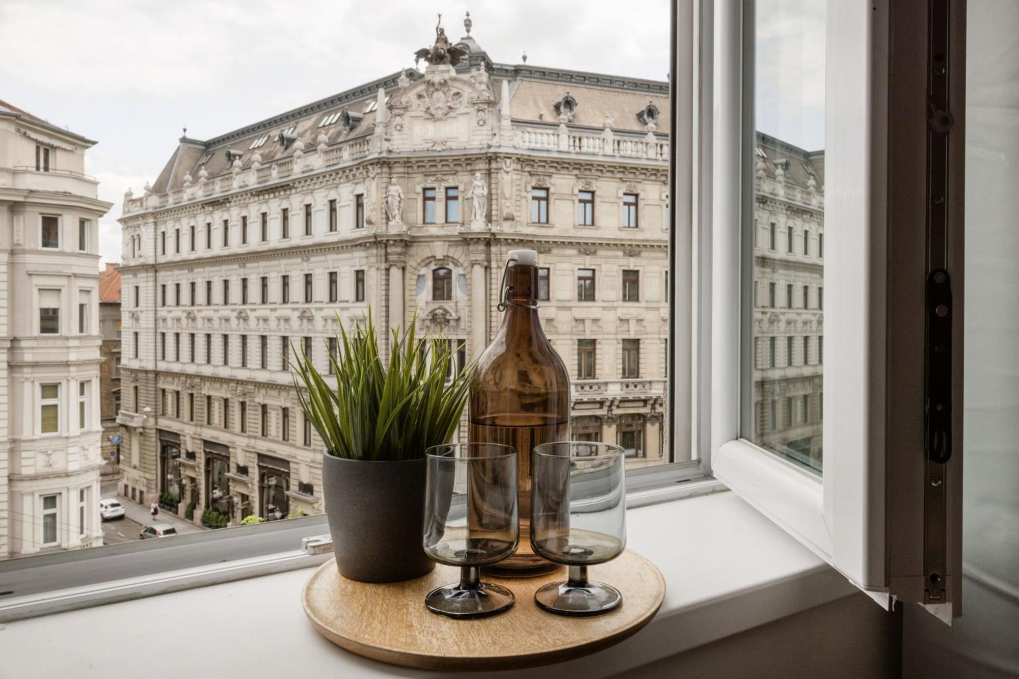 Casadeco Budapest Apt-Stunning New York Cafe View Luaran gambar